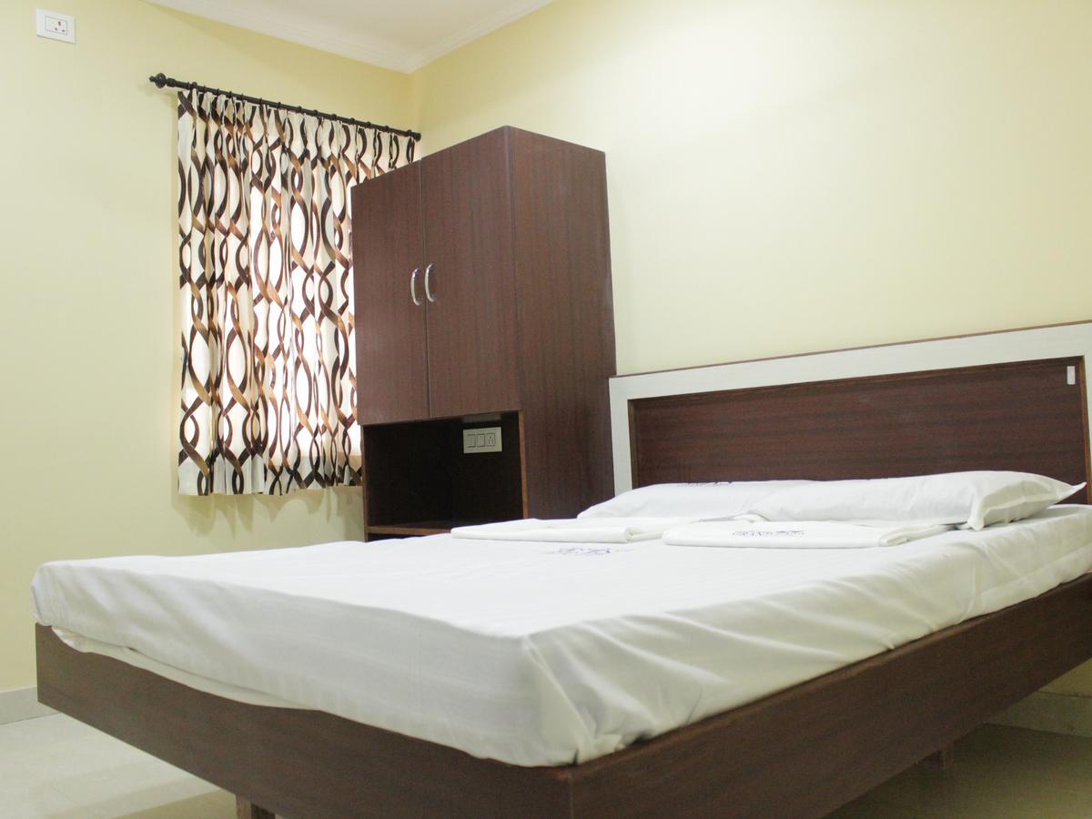 Shs Grand Park Hotel Коимбаторе Екстериор снимка