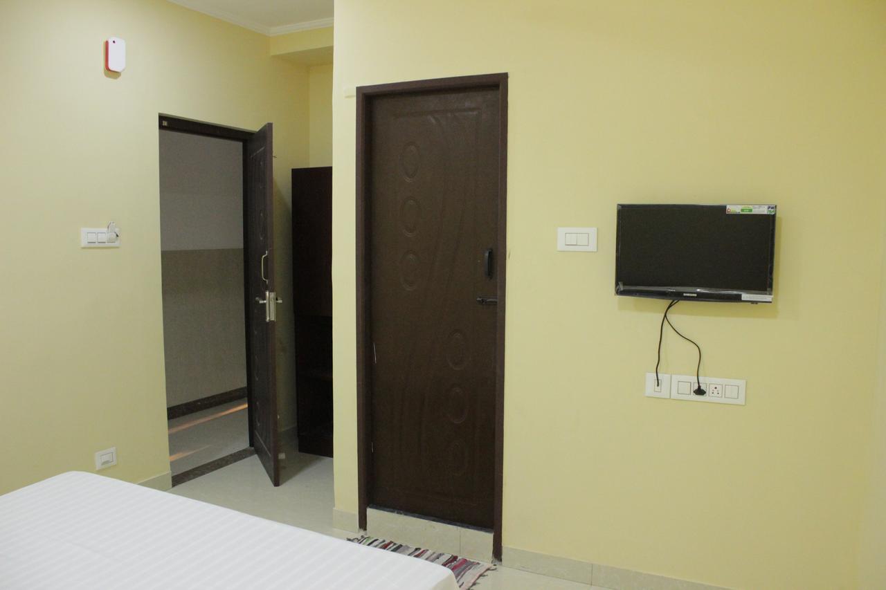 Shs Grand Park Hotel Коимбаторе Екстериор снимка