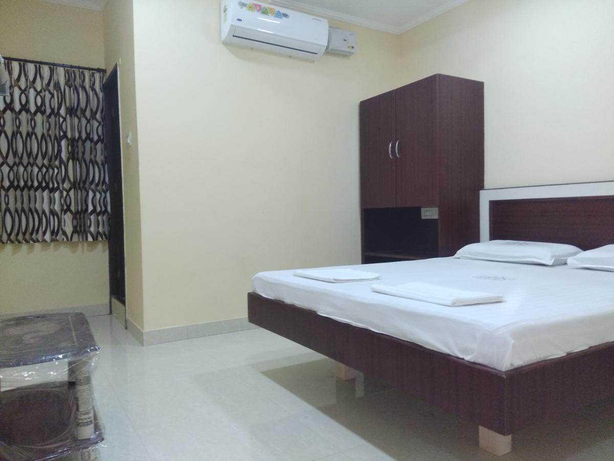 Shs Grand Park Hotel Коимбаторе Екстериор снимка